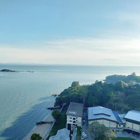 Rainbow Paradise At Tanjung Bungah タンジュンブンガ エクステリア 写真