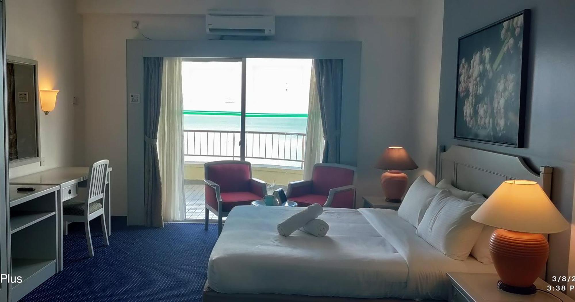 Rainbow Paradise At Tanjung Bungah タンジュンブンガ エクステリア 写真